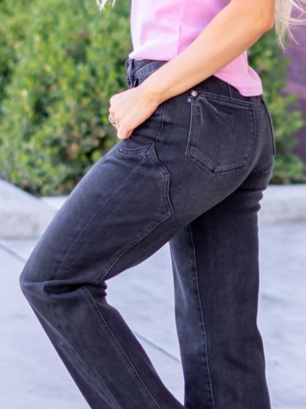 Judy Blue Black Acid Wash Straight Leg Jeans Size 24W Plus Size Seamed Denim.